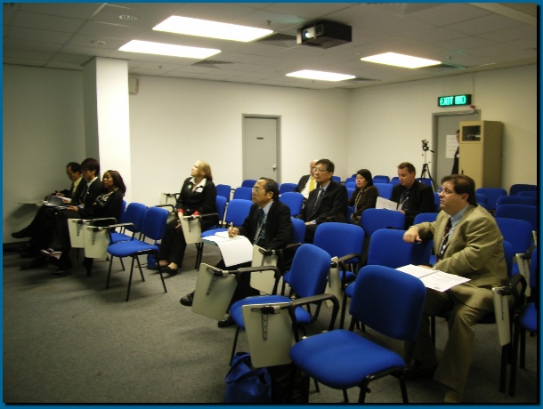 602x451 pixels (95K)